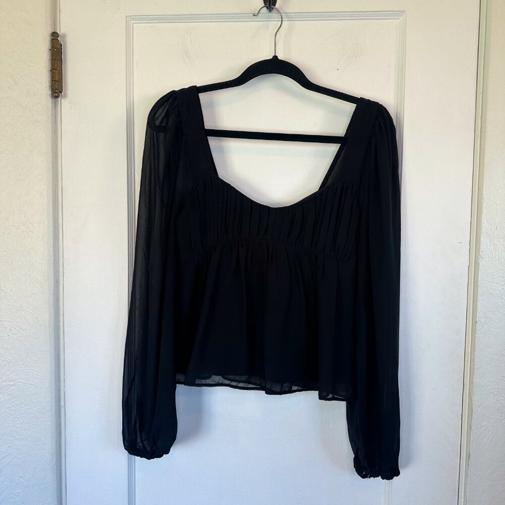 Abercrombie | Sheer Puff Sleeve Sweetheart Neckline Long Sleeve Top in Black XS - Picture 3 of 7
